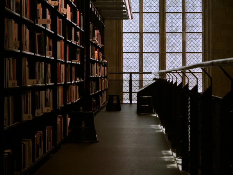 Une des plus belles librairies au monde n'est qu'à 20 minutes de Liège - Unsplash (Kevin Martin Jose)